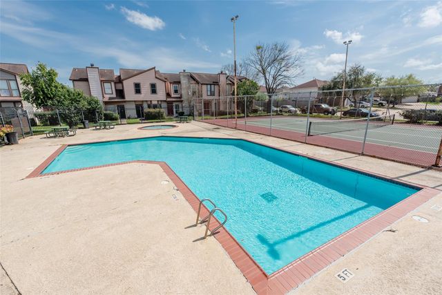 12400 Brookglade Circle 15, Houston, TX 77099