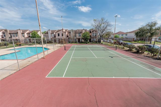 12400 Brookglade Circle 15, Houston, TX 77099