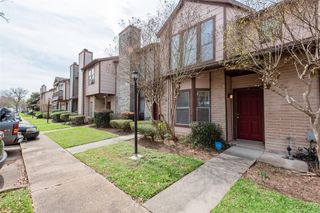 12400 Brookglade Circle 15, Houston, TX 77099