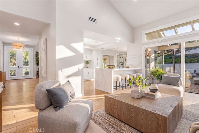 10 Maritime, Corona Del Mar, CA 92625