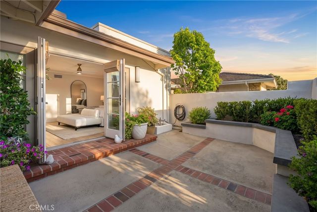 10 Maritime, Corona Del Mar, CA 92625