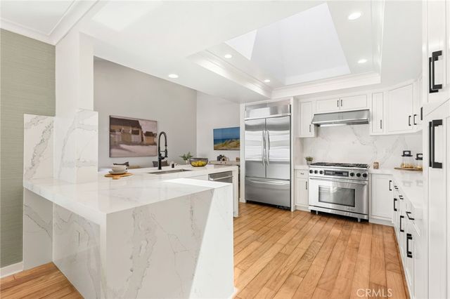 10 Maritime, Corona Del Mar, CA 92625