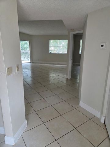 9901 Westview Drive 337, Coral Springs, FL 33076