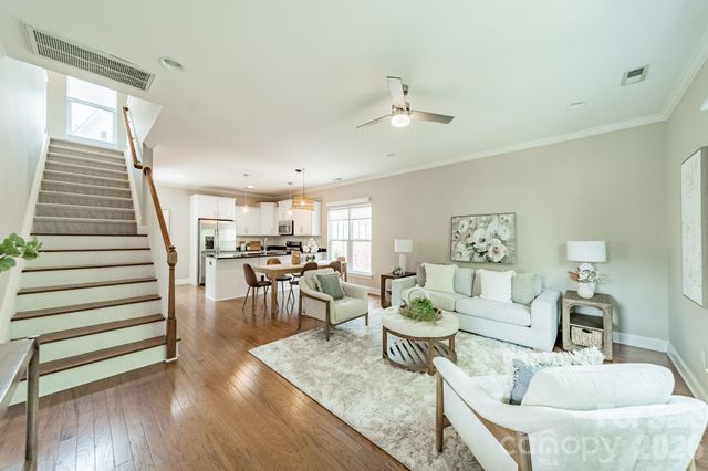 10236 Vanguard Parkway, Huntersville, NC 28078