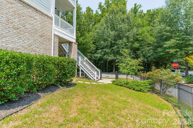 10236 Vanguard Parkway, Huntersville, NC 28078