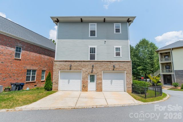 10236 Vanguard Parkway, Huntersville, NC 28078