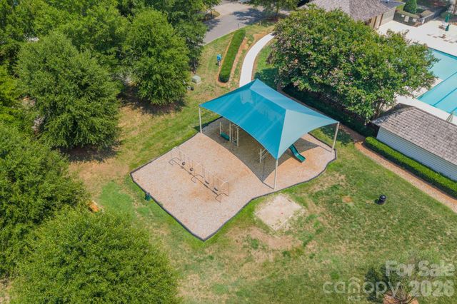 10236 Vanguard Parkway, Huntersville, NC 28078