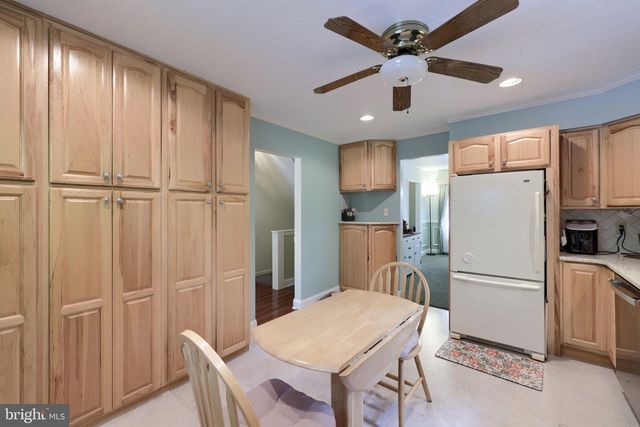 3309 CAROLINE, East Petersburg, PA 17520