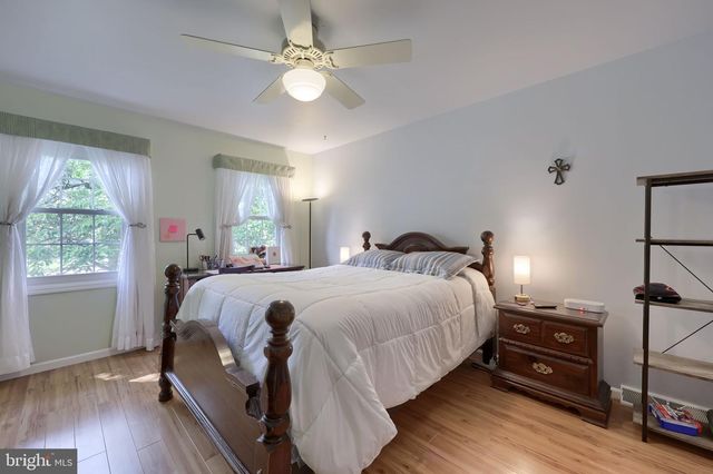 3309 CAROLINE, East Petersburg, PA 17520