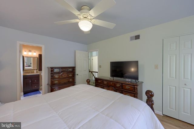 3309 CAROLINE, East Petersburg, PA 17520