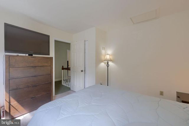 3309 CAROLINE, East Petersburg, PA 17520