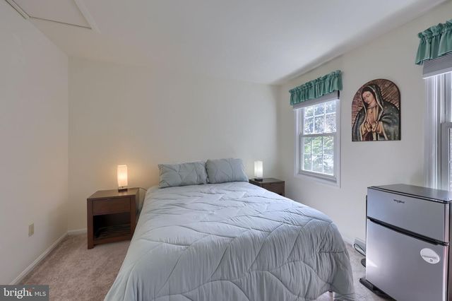 3309 CAROLINE, East Petersburg, PA 17520