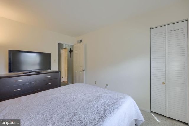 3309 CAROLINE, East Petersburg, PA 17520