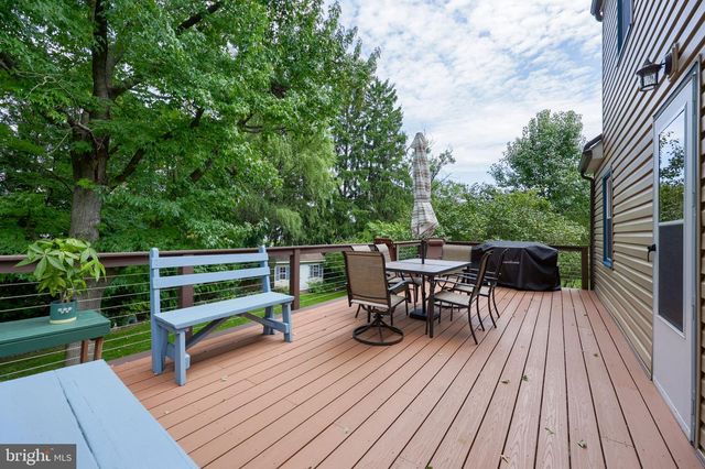 3309 CAROLINE, East Petersburg, PA 17520