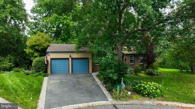 3309 CAROLINE, East Petersburg, PA 17520