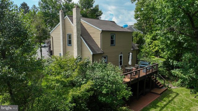 3309 CAROLINE, East Petersburg, PA 17520