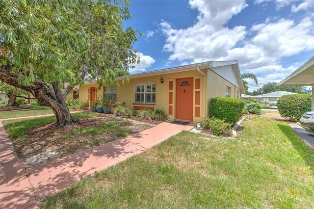 401 DORCHESTER PLACE 49, Sun City Center, FL 33573