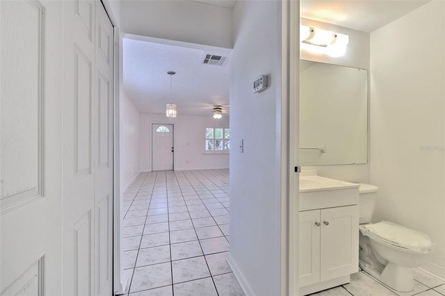 401 DORCHESTER PLACE 49, Sun City Center, FL 33573