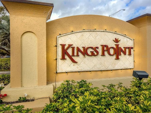 401 DORCHESTER PLACE 49, Sun City Center, FL 33573