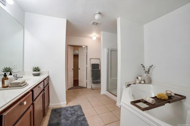 6626 Luckey Tree, San Antonio, TX 78252
