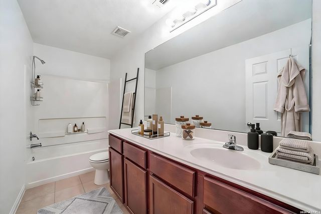 6626 Luckey Tree, San Antonio, TX 78252