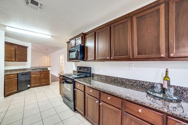6626 Luckey Tree, San Antonio, TX 78252