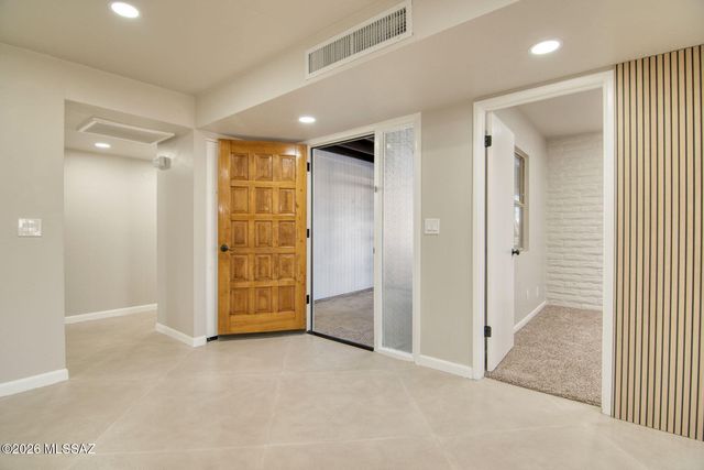 1443 S Park Lane, Tucson, AZ 85710