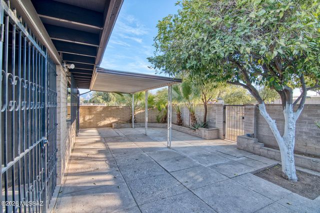 1443 S Park Lane, Tucson, AZ 85710