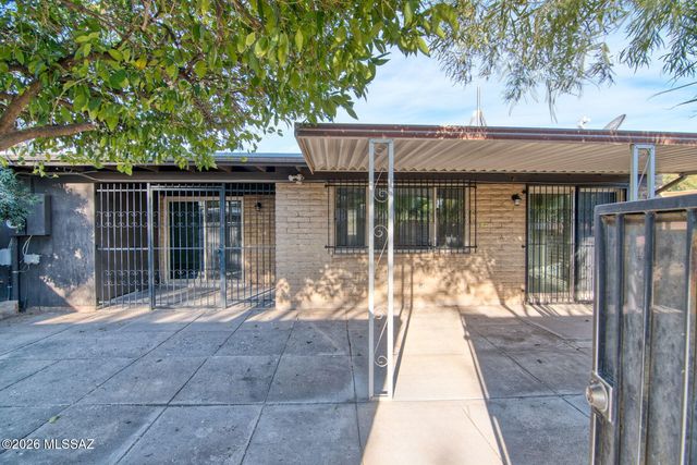 1443 S Park Lane, Tucson, AZ 85710