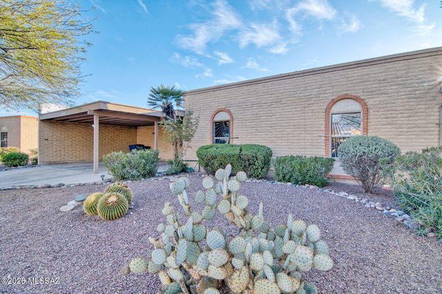 1443 S Park Lane, Tucson, AZ 85710