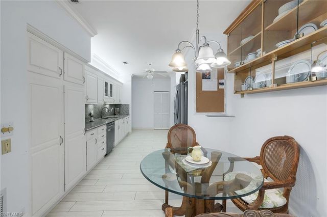828 Hideaway CIR E 423, Marco Island, FL 34145