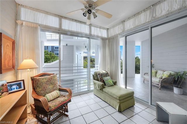 828 Hideaway CIR E 423, Marco Island, FL 34145