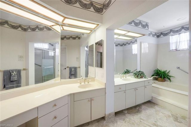 828 Hideaway CIR E 423, Marco Island, FL 34145