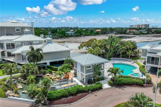 828 Hideaway CIR E 423, Marco Island, FL 34145