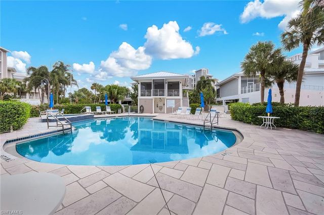 828 Hideaway CIR E 423, Marco Island, FL 34145