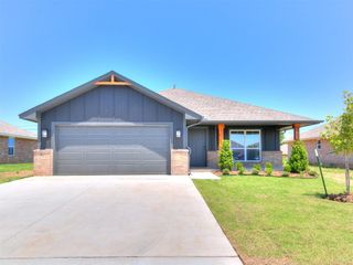 979 SE 16th Terrace, Newcastle, OK 73065