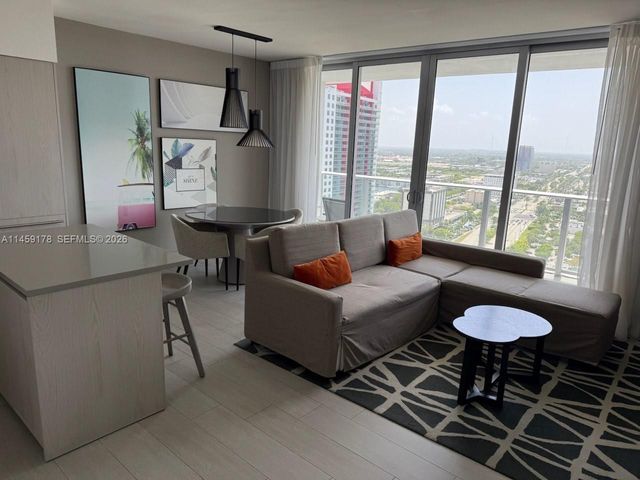 4010 S Ocean Drive R2206, Hollywood, FL 33019
