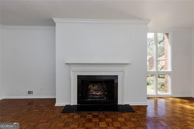 49 Willow Glen, Sandy Springs, GA 30342
