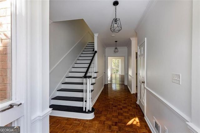 49 Willow Glen, Sandy Springs, GA 30342