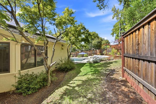 12361 Homestead Way, Auburn, CA 95603