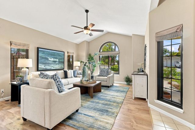12361 Homestead Way, Auburn, CA 95603