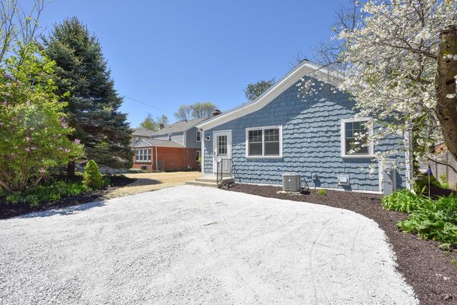 5932 Santa Monica BOULEVARD, Whitefish Bay, WI 53217