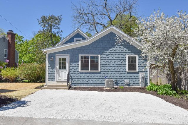 5932 Santa Monica BOULEVARD, Whitefish Bay, WI 53217