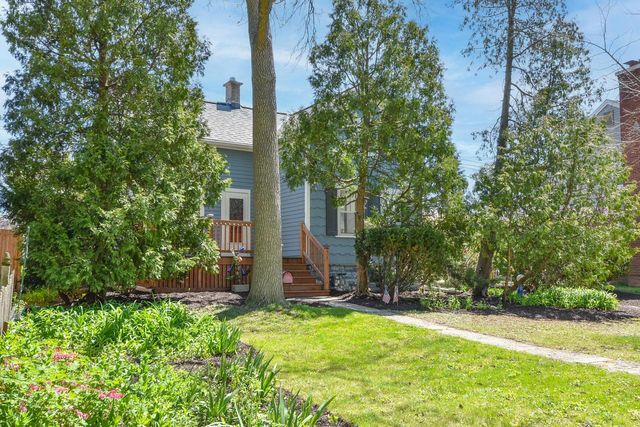 5932 Santa Monica BOULEVARD, Whitefish Bay, WI 53217
