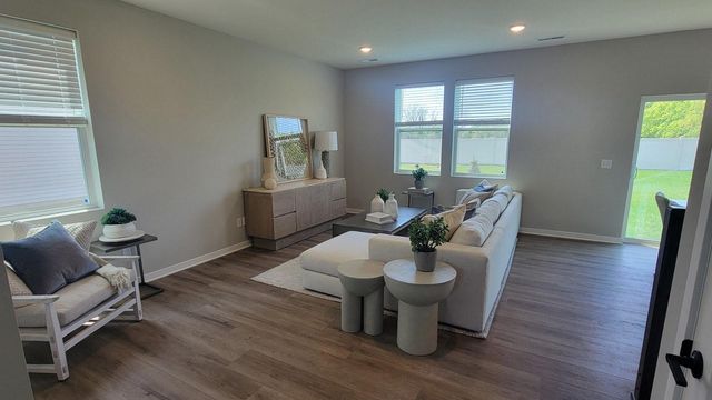 12584 Erskin Street NE, Blaine, MN 55449