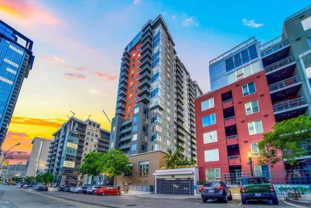 300 W Beech Street 1706, San Diego, CA 92101
