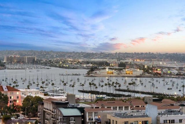 300 W Beech Street 1706, San Diego, CA 92101