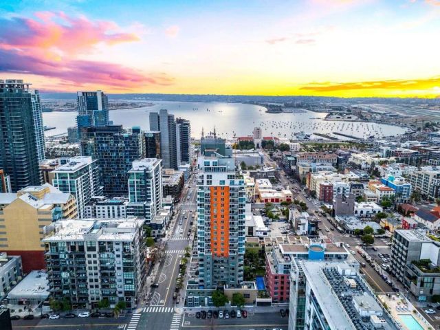 300 W Beech Street 1706, San Diego, CA 92101