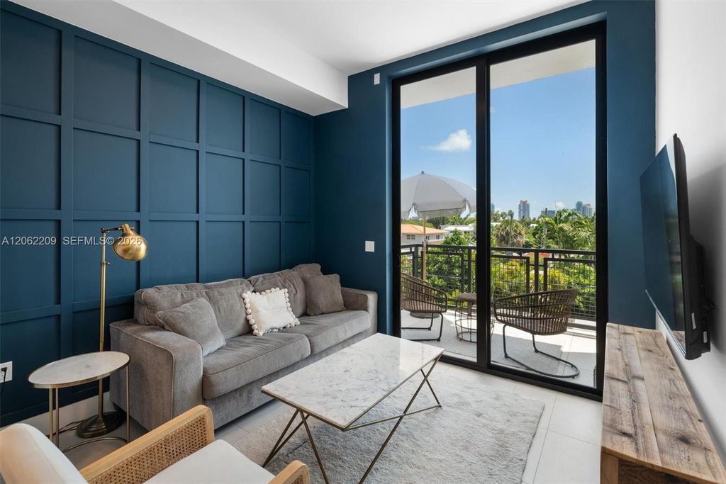 1030 15th Street 300, Miami Beach, FL 33139