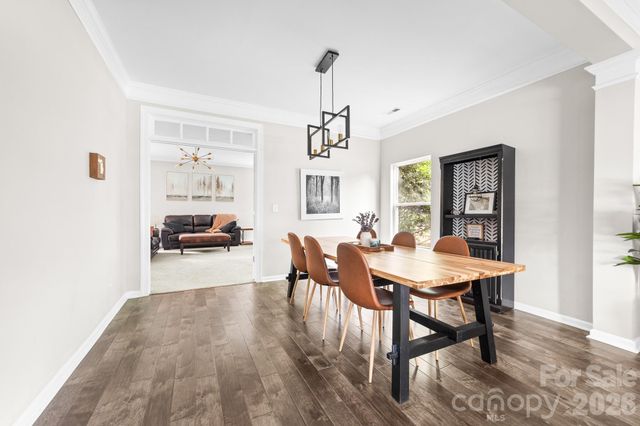 1525 Ladora Drive, Charlotte, NC 28262